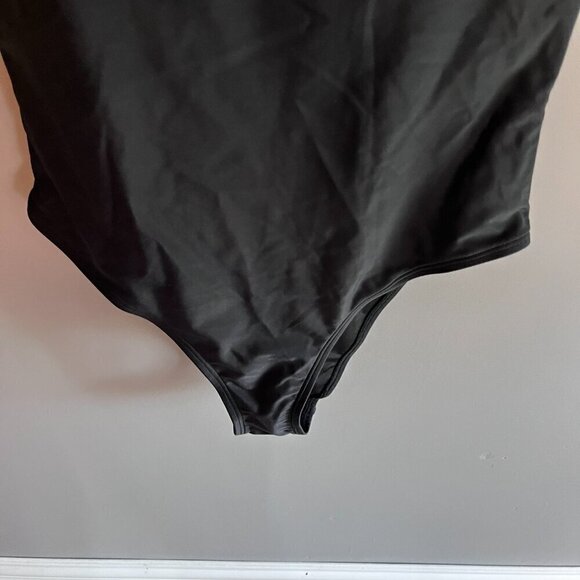 Relleciga Black One Piece Swimsuit Size Small NWT Beach Vacation Pool Fun Summer - Picture 4 of 7